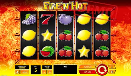 Fire n 'Hot Bitcoin spillemaskine fra Tom Horn Gaming.