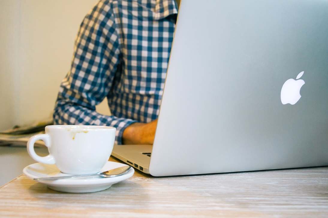 Miksi hylätä tietokoneesi ja kahvisi elämään omistetussa kaupankäyntiyhtiössä?